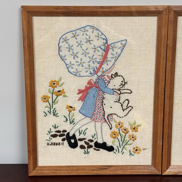 Pair of Vintage Framed Holly Hobbie Needlepoint Handmade Wall Decor Hugging Cat - Picture 4 of 13